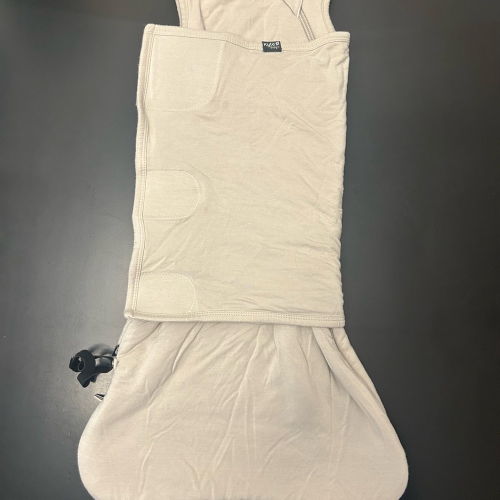 Kyte BABY Cream Swaddle Blanket
